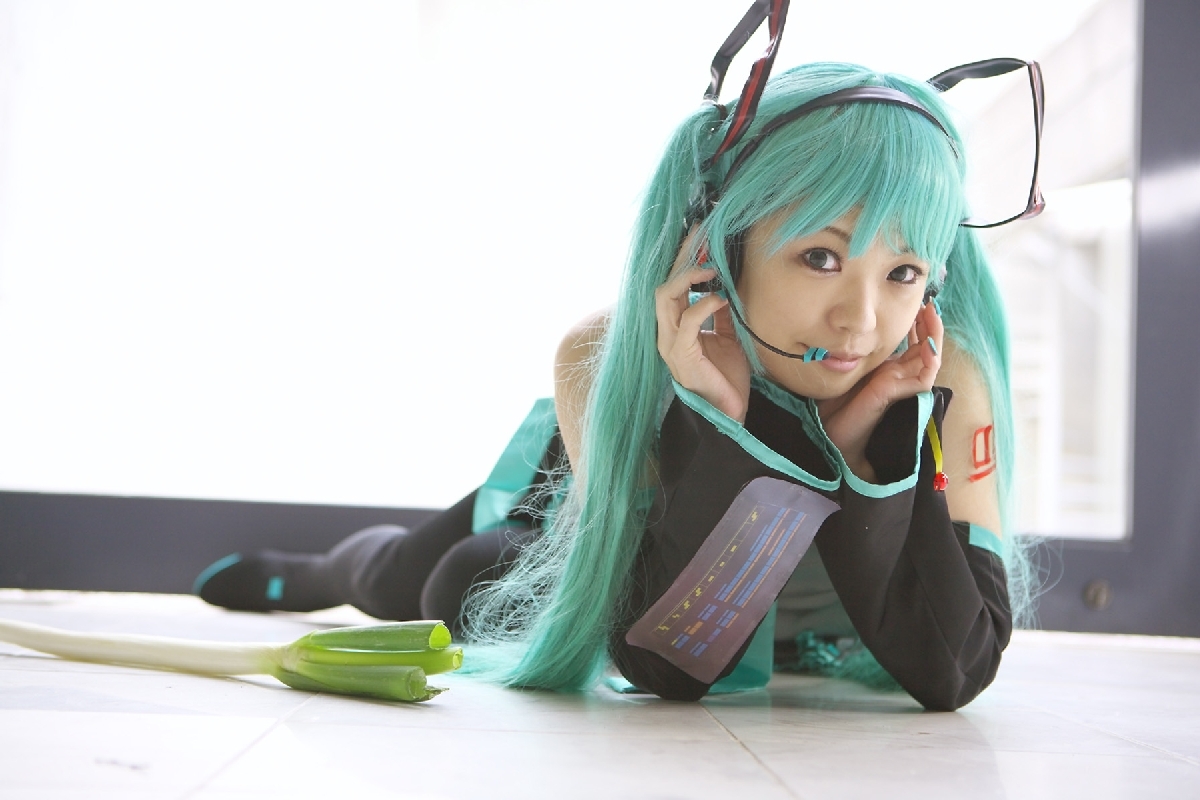 [Cosplay]  Vocaloid - Sexy Hatsune Miku